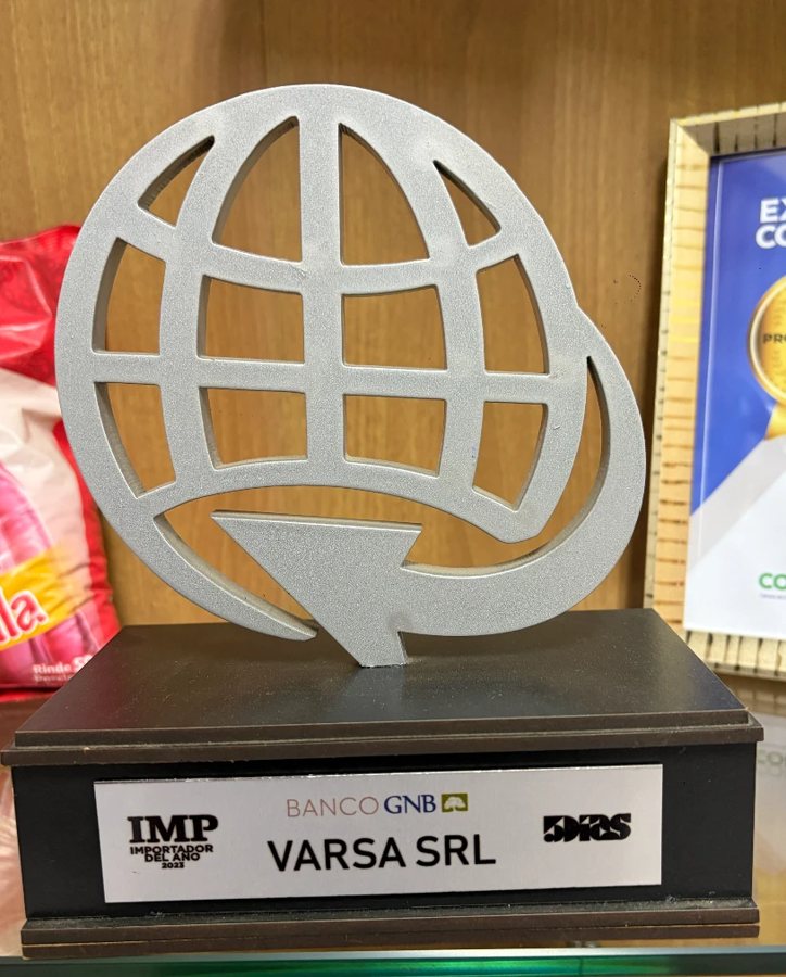 Importer of the Year 2023 trophy